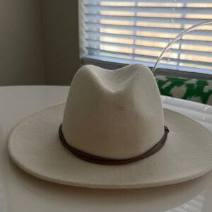 Wyeth Ivory Hat